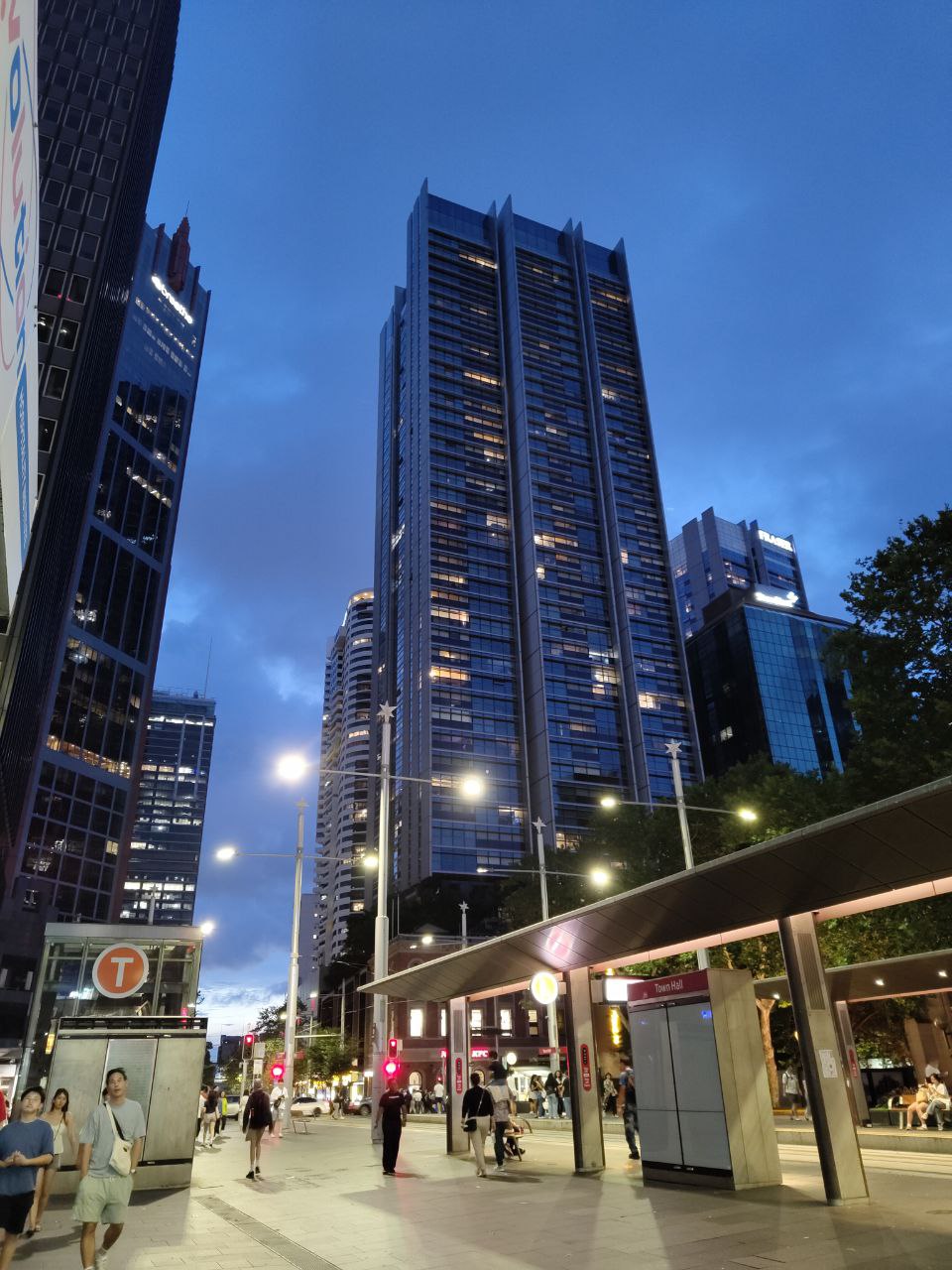 Sydney: viikko 2 – Jumissa&nbsp;paloportaissa